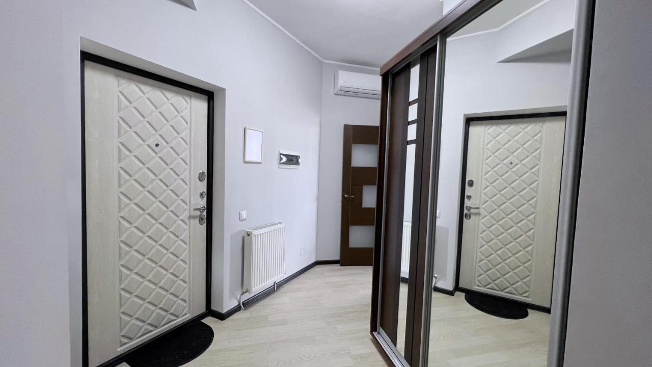 Comfortable Apartment With A Panoramic View Chişinau Exteriör bild